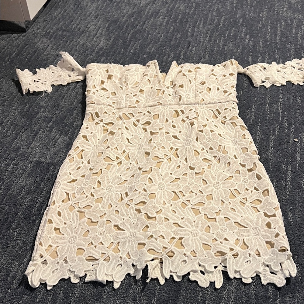 Elegant White Lace  Dress